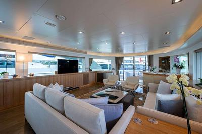  Horizon RP110 Skylounge Andrea VI  <b>Interior Gallery</b>