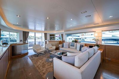  Horizon RP110 Skylounge Andrea VI  <b>Interior Gallery</b>