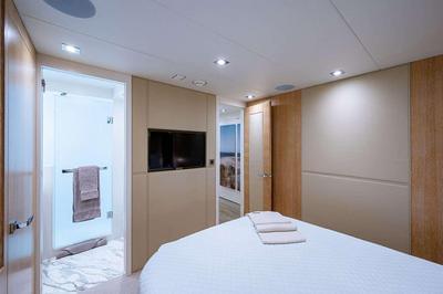  Horizon RP110 Skylounge Andrea VI  <b>Interior Gallery</b>