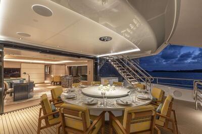  Lürssen custom Moon Sand  <b>Interior Gallery</b>