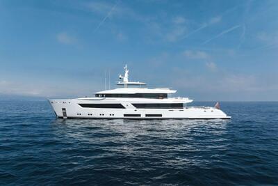  Lürssen custom Moon Sand  <b>Exterior Gallery</b>