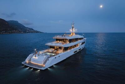  Lürssen custom Moon Sand  <b>Exterior Gallery</b>