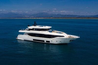  Maiora 30 Convertible  <b>Exterior Gallery</b>