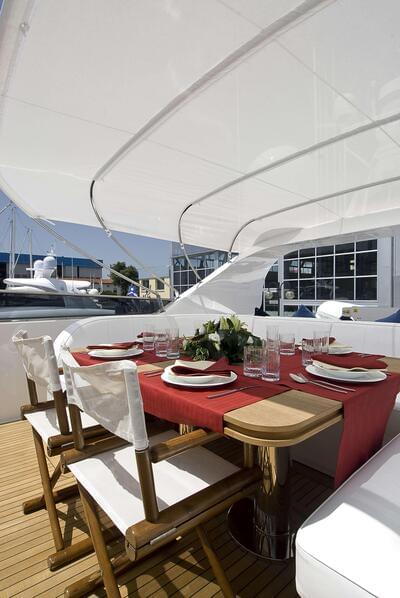  Maiora 31DP Escape II  <b>Exterior Gallery</b>