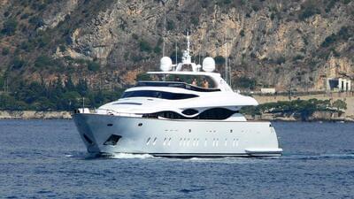  Maiora 39DP White Knight  <b>Exterior Gallery</b>