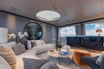  Mangusta 104 REV Offline  <b>Interior Gallery</b>