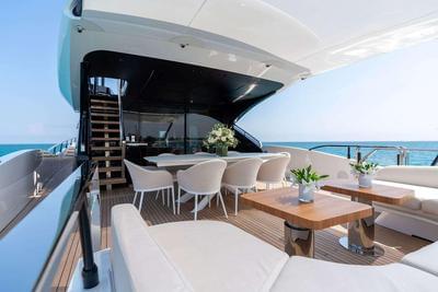  Mangusta 104 REV The Wolf  <b>Exterior Gallery</b>