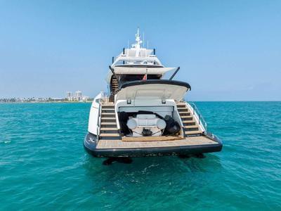  Mangusta 104 REV The Wolf  <b>Exterior Gallery</b>