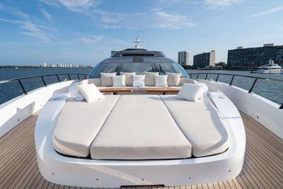  Mangusta 104 REV The Wolf  <b>Exterior Gallery</b>