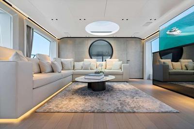  Mangusta 104 REV The Wolf  <b>Interior Gallery</b>