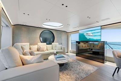  Mangusta 104 REV The Wolf  <b>Interior Gallery</b>