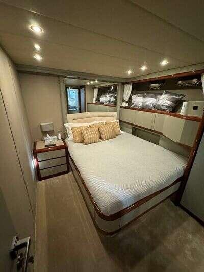 <b>Галерея интерьеров</b>  Mangusta 80 El vip one 