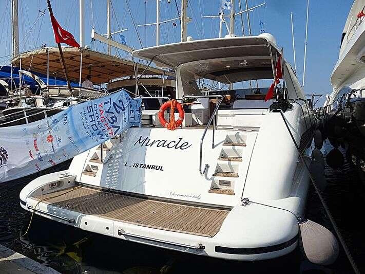 <b>Галерея</b>  Mangusta 80 Miracle 