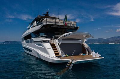 <b>Галерея</b>  Mangusta Gransport 33 Perfect Lady 