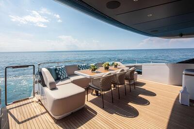 <b>Галерея</b>  Mangusta Gransport 33 Perfect Lady 