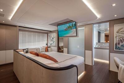 <b>Галерея интерьеров</b>  Mangusta Gransport 33 Perfect Lady 