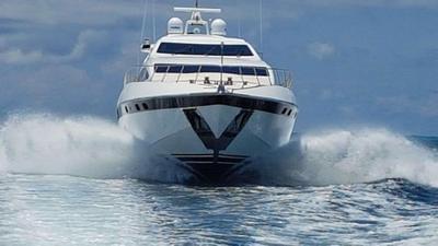 <b>Галерея</b>  Mangusta Maxi Open 105 Allure 