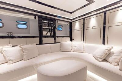  Mangusta Maxi Open 108 1K  <b>Interior Gallery</b>