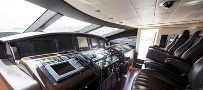  Mangusta Maxi Open 108 Blooms  <b>Interior Gallery</b>