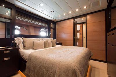  Mangusta Maxi Open 108 Gerosa  <b>Interior Gallery</b>