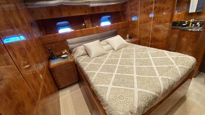  Mangusta Maxi Open 108 Splendida  <b>Interior Gallery</b>