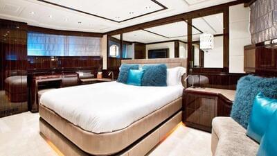  Mangusta Maxi Open 132 Mac Too  <b>Interior Gallery</b>