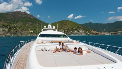 <b>Галерея</b>  Mangusta Maxi Open 165 MISS MONEYPENNY V 