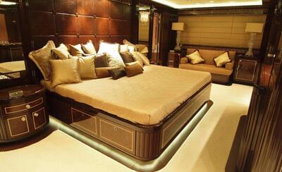  Mangusta Maxi Open 165 Zeus I  <b>Interior Gallery</b>