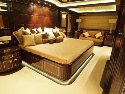  Mangusta Maxi Open 165 Zeus I  <b>Interior Gallery</b>