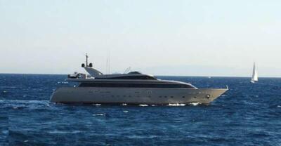 Mondomarine Custom Christina v
