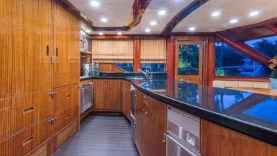  Ocean Alexander 102 Julia  <b>Interior Gallery</b>