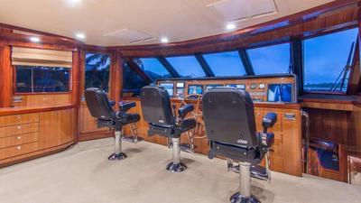  Ocean Alexander 102 Julia  <b>Interior Gallery</b>