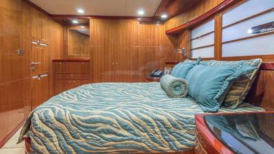  Ocean Alexander 102 Julia  <b>Interior Gallery</b>