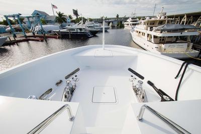  Ocean Alexander 120 Dream Weaver  <b>Exterior Gallery</b>