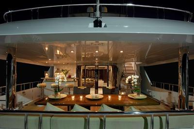  Ocean Alexander 120 Dream Weaver  <b>Exterior Gallery</b>