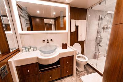  Ocean Alexander 90 skylounge 2015 Gusto II  <b>Interior Gallery</b>