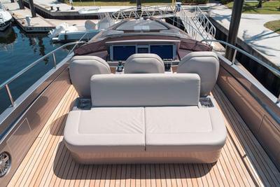  Pershing 8x 8XO  <b>Exterior Gallery</b>