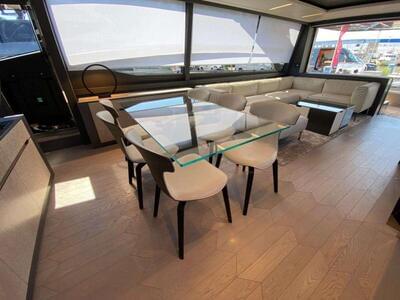  Pershing 8x Silver Bullet  <b>Interior Gallery</b>