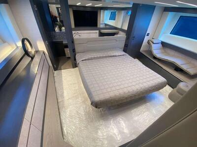  Pershing 8x Silver Bullet  <b>Interior Gallery</b>