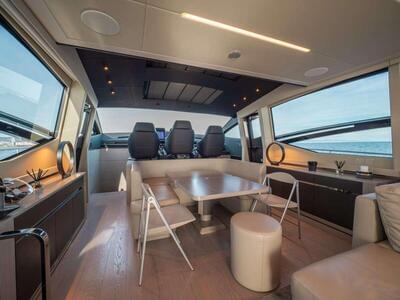  Pershing 8x Survivor  <b>Interior Gallery</b>