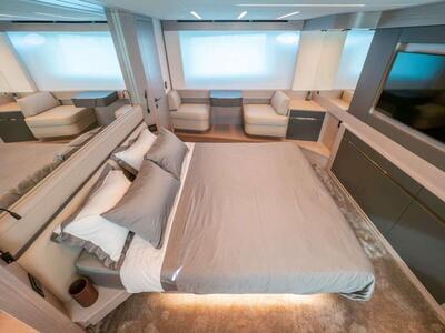  Pershing 8x Survivor  <b>Interior Gallery</b>