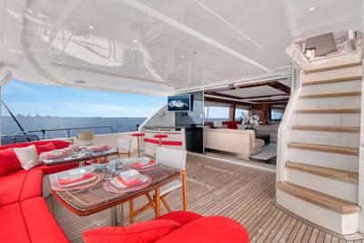  Princess 95M Love N Life  <b>Exterior Gallery</b>