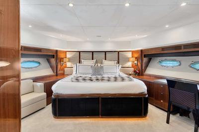  Princess 95M Love N Life  <b>Interior Gallery</b>