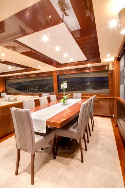  Princess 95M Miss Elizabeth  <b>Interior Gallery</b>