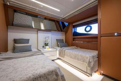  Riva 100 Corsaro No stress  <b>Interior Gallery</b>