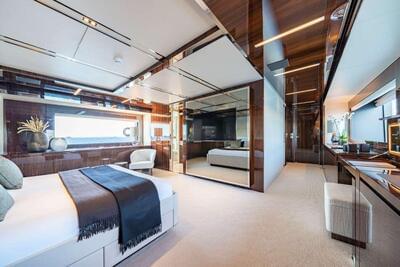  Riva 110 Dolcevita ELYSIUM I  <b>Interior Gallery</b>