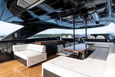  Riva 110 Dolcevita Onyx  <b>Exterior Gallery</b>