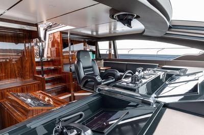  Riva 110 Dolcevita Onyx  <b>Interior Gallery</b>