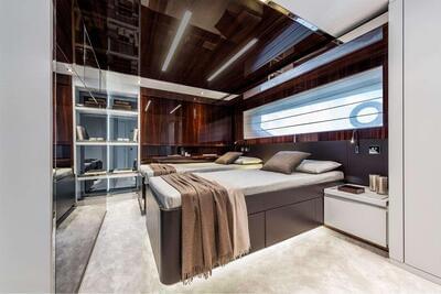  Riva 110 Dolcevita Taku  <b>Interior Gallery</b>