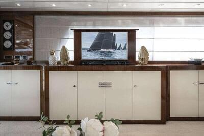  Sanlorenzo SL82 It's a wonderful life  <b>Interior Gallery</b>